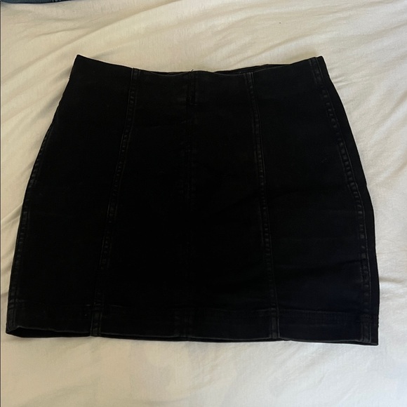 Free People Black Mini Skirt - Picture 1 of 3